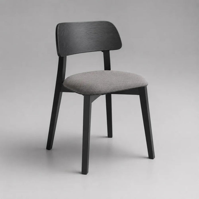 Chaise de salle à manger noire avec assise rembourrée en tissu gris et dossier en bois 50 x 55 x 82 cm