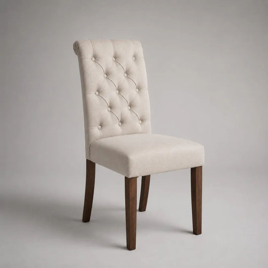 Chaise de salle à manger beige avec dossier capitonné et pieds en bois marron hauteur 90 cm